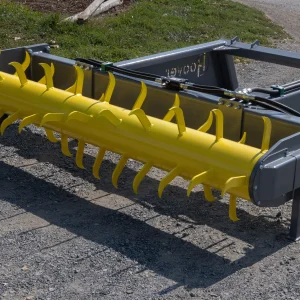 Hoover Ag 84SL 8-foot silage facer – three-quarter view showing mounting frame and hydraulic lines